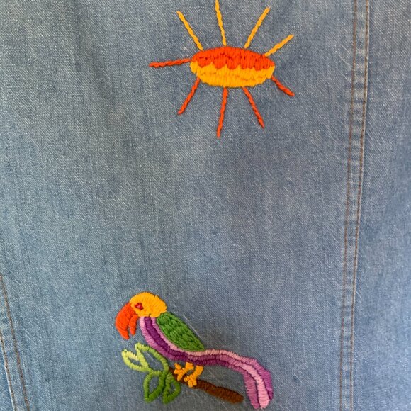 Levi’s Vintage Denim Jacket with Embroidery - Picture 6 of 6